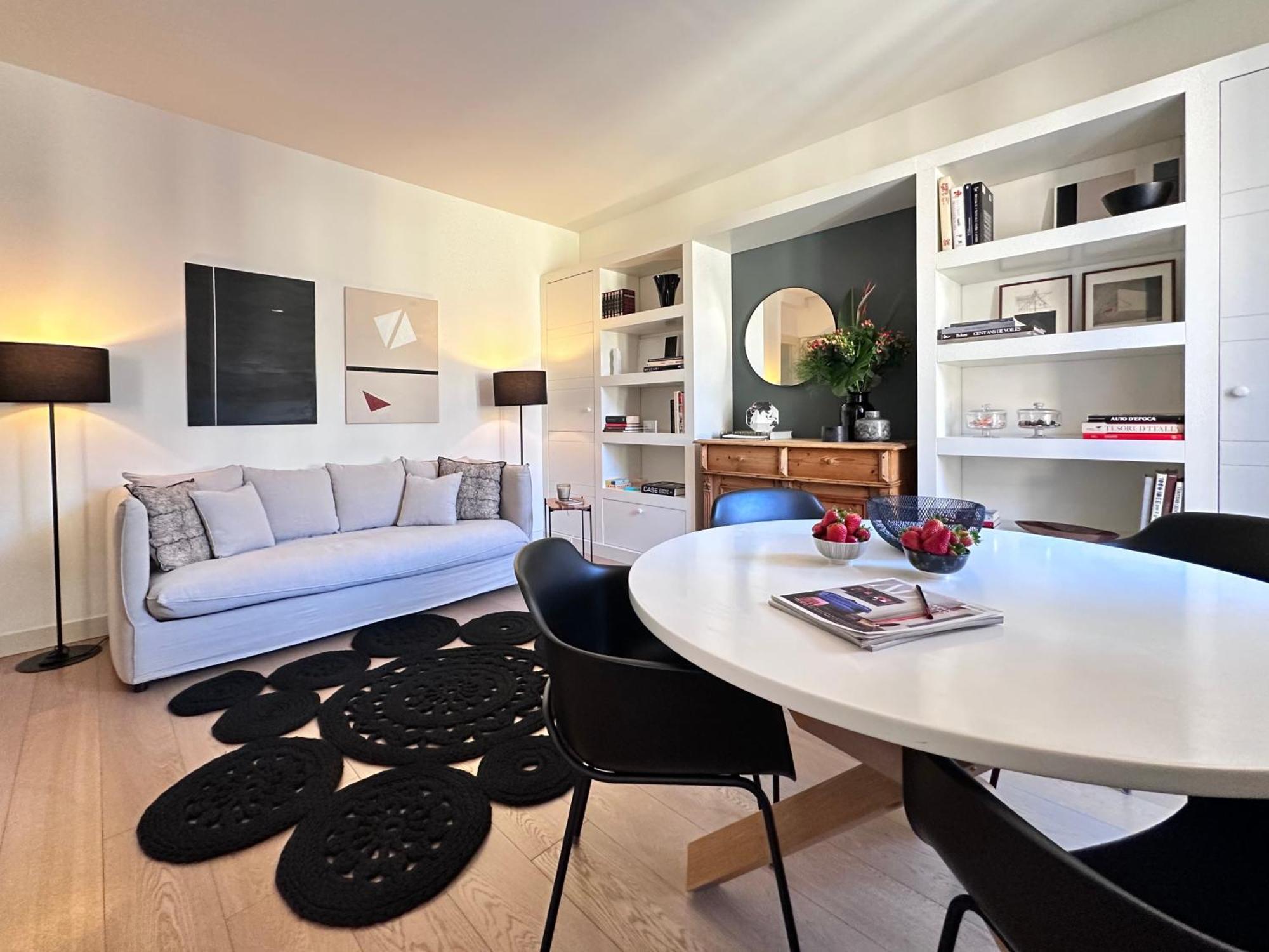 Lily Pads -Elegant Apartment- In The City Center Milán Exteriér fotografie